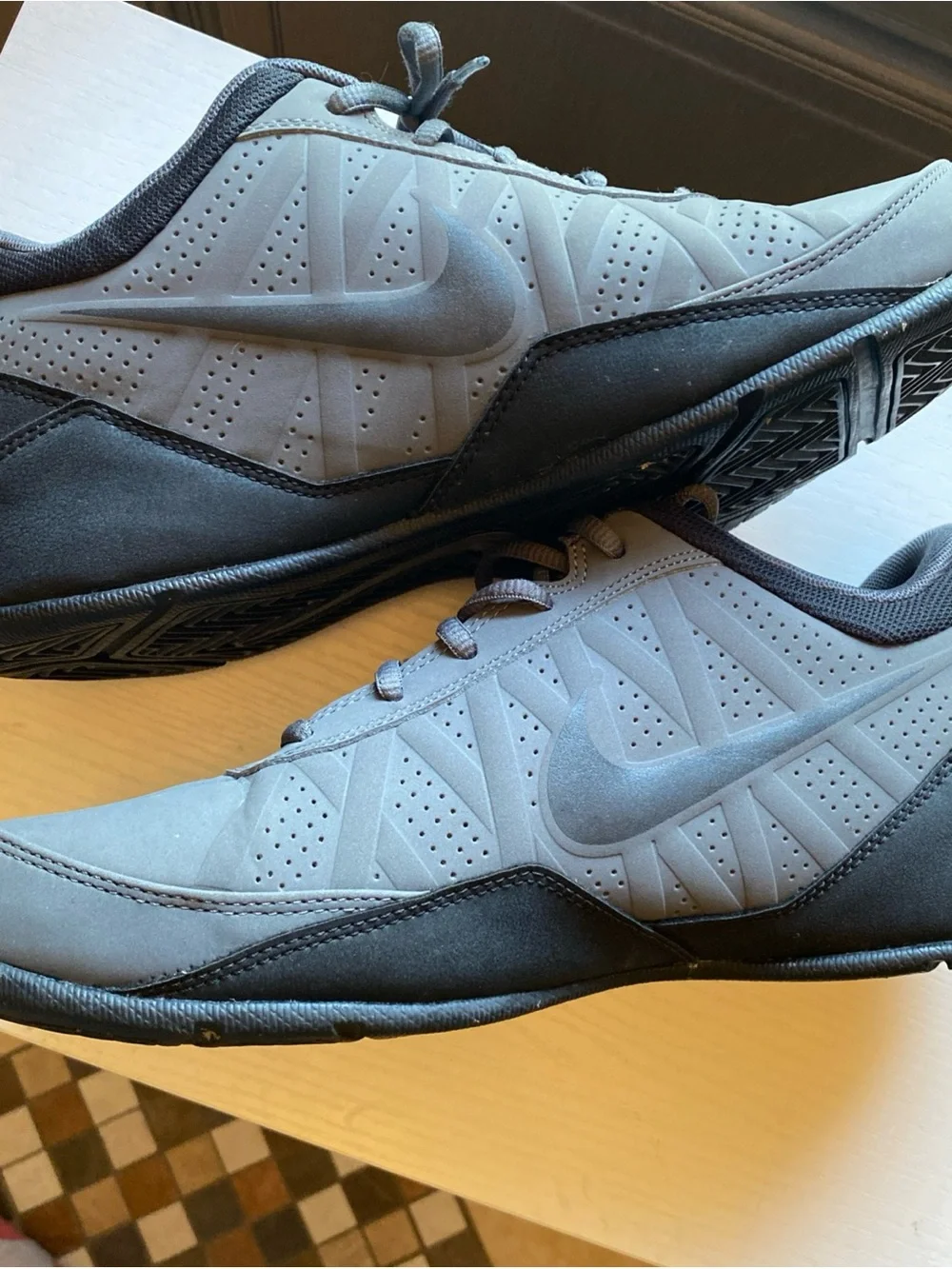 Nike classic men’s